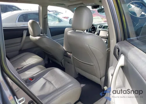 2012 Toyota Highlander Se z USA, uszkodzony, nr VIN 5TDZK3EH1CS068908